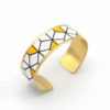 bracelet manchette tissu cube graphique jaune blanc noir