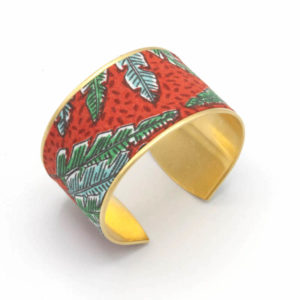 bracelet manchette laiton tissu jungle feuilles rouge bleu vert